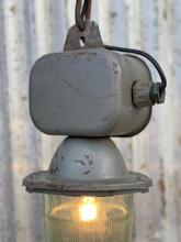 Grijze lamp Industrieel stijl in ijzer en glas ,
