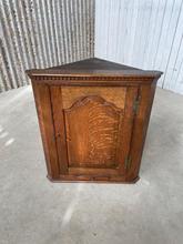 Antique style Antique cabinet in dark oak wood