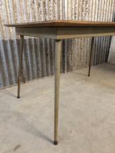 style Tubax table in Iron