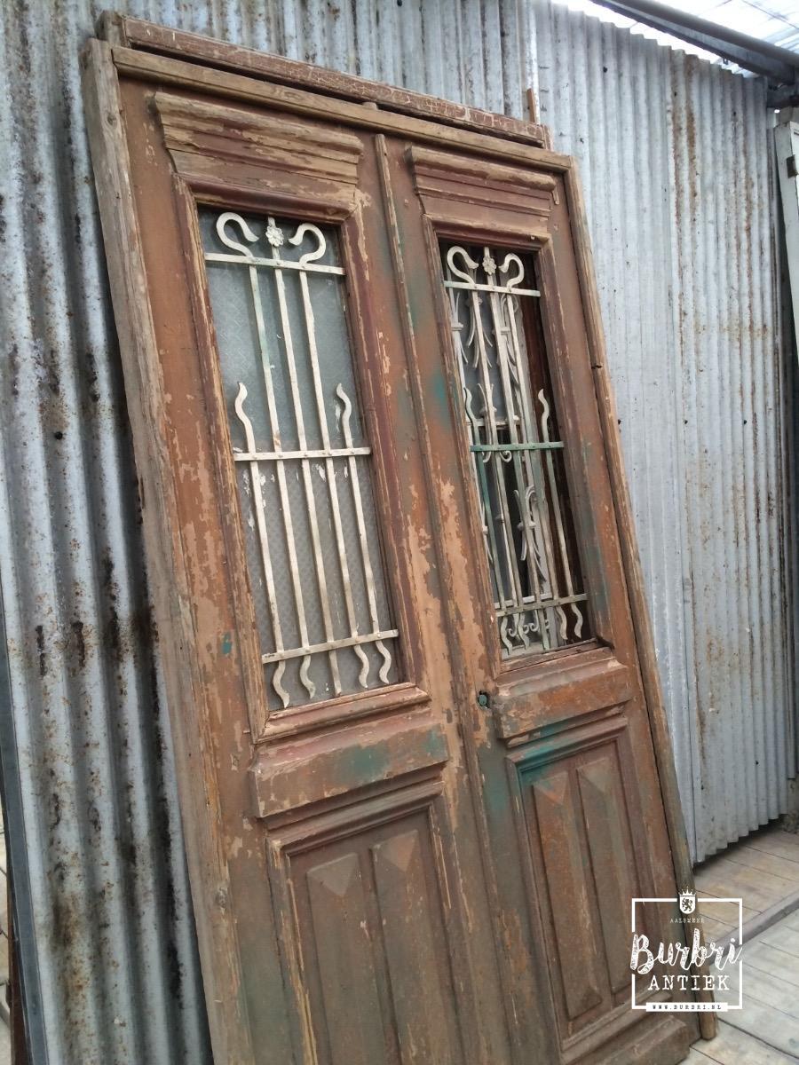 oud bouwmateriaal antique door in frame antieke set deuren oude oud bouwmateriaal antique door in frame antieke set deuren oude