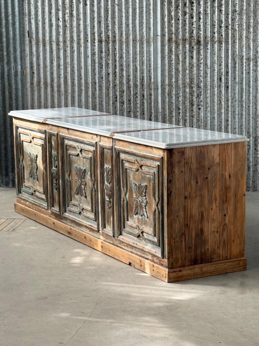 1 Antique Counter with marble