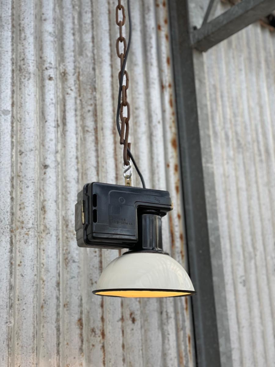 10+ Industrial White lamp