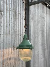 Groene bol lamp Industrieel stijl in Ribbelglas en metaal,