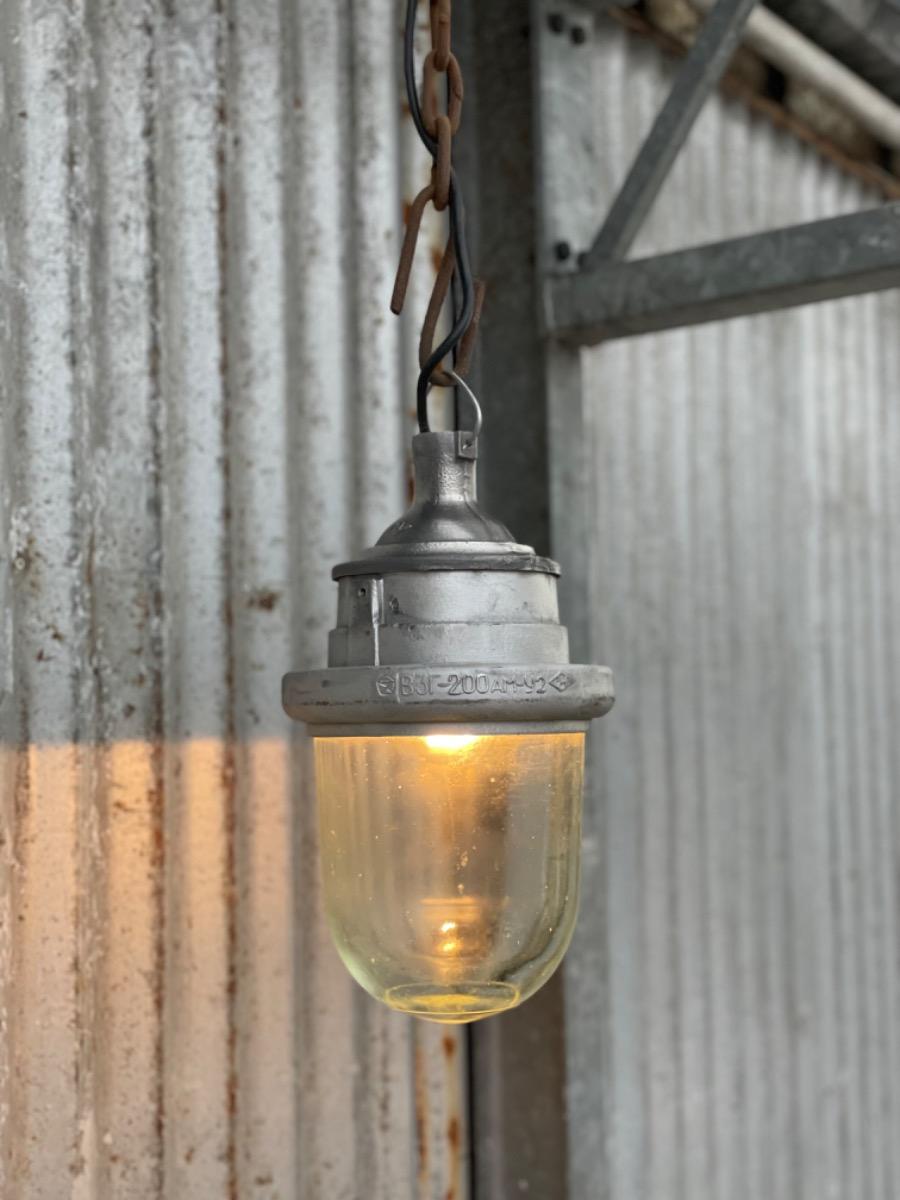 100+ Industrial Bully pendant lamp