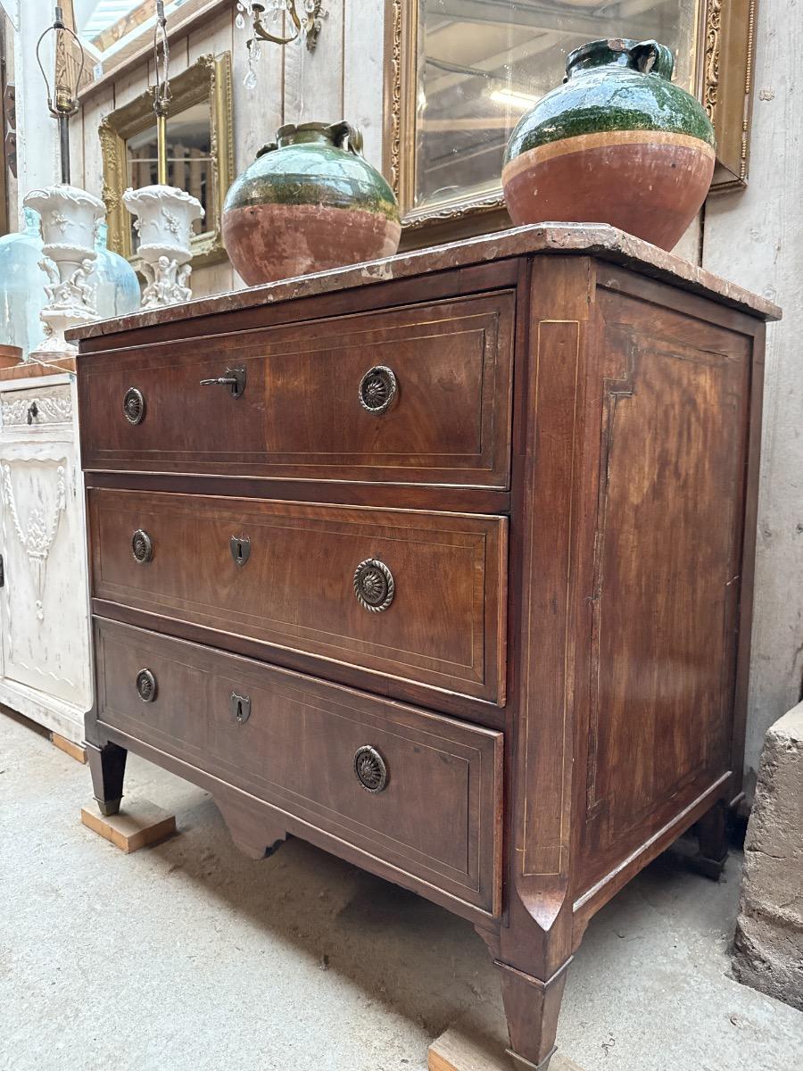 18 -century chest of drawers