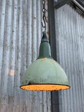 Groen emaille lamp Industrieel stijl in Emaille, 20e eeuws