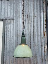 Groen emaille lamp Industrieel stijl in Emaille, 20e eeuws