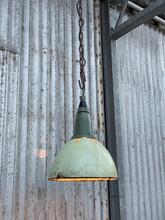 Groen emaille lamp Industrieel stijl in Emaille, 20e eeuws