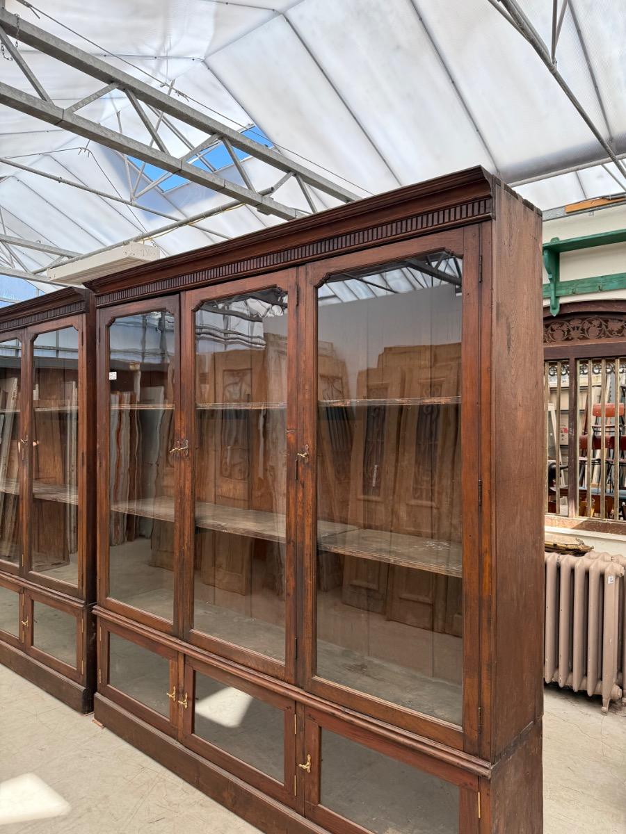 2x Antique Shopfitting