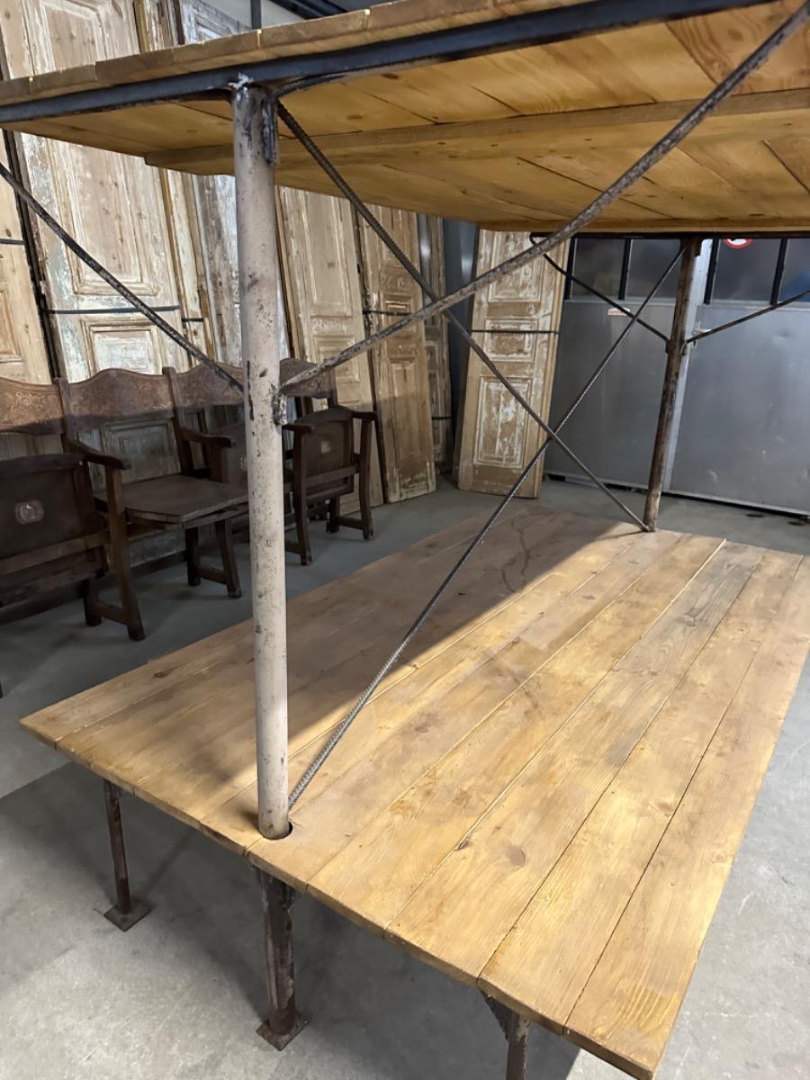 2x Industrial Shop display