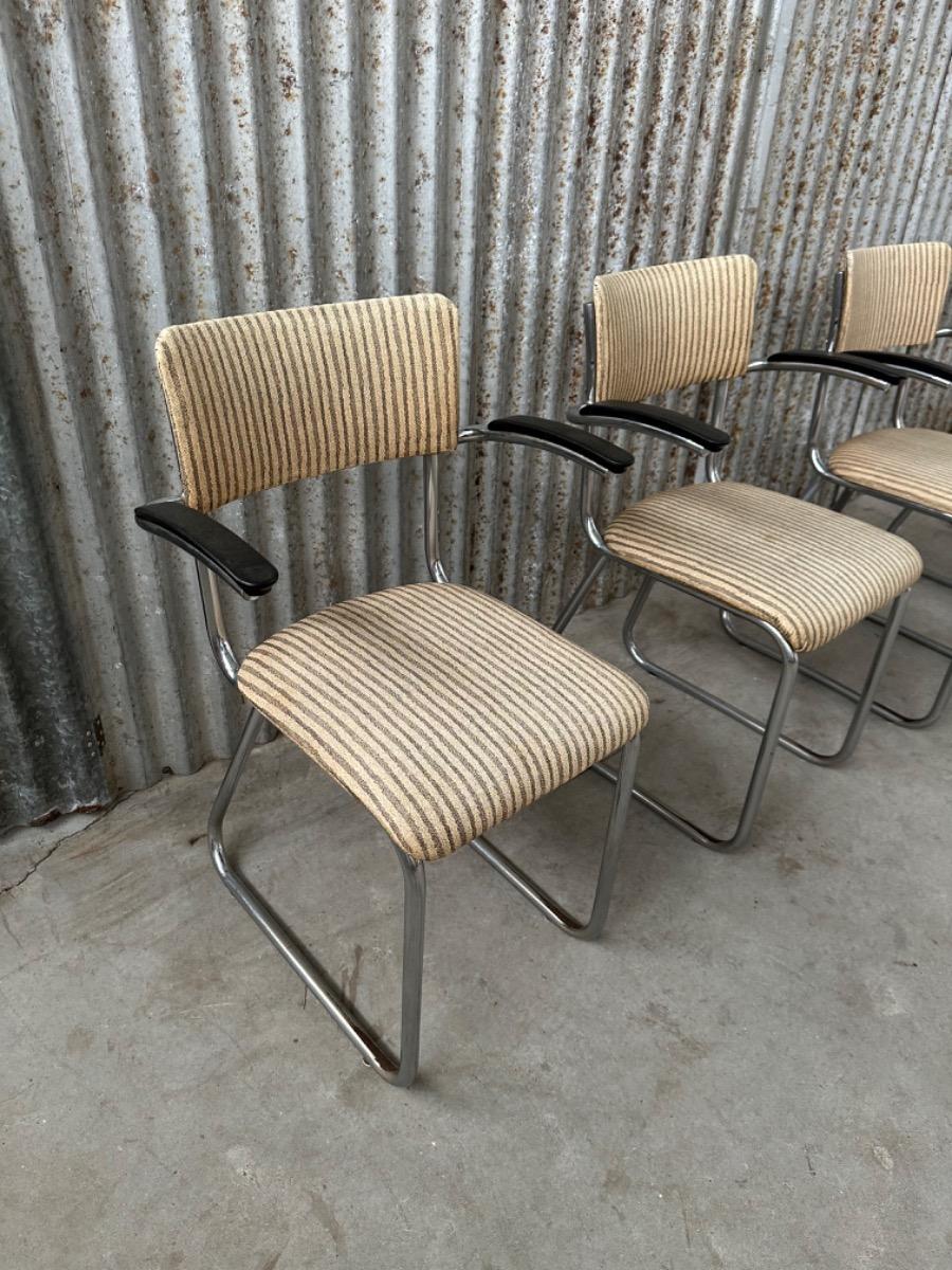 4 Design chair Chairs
