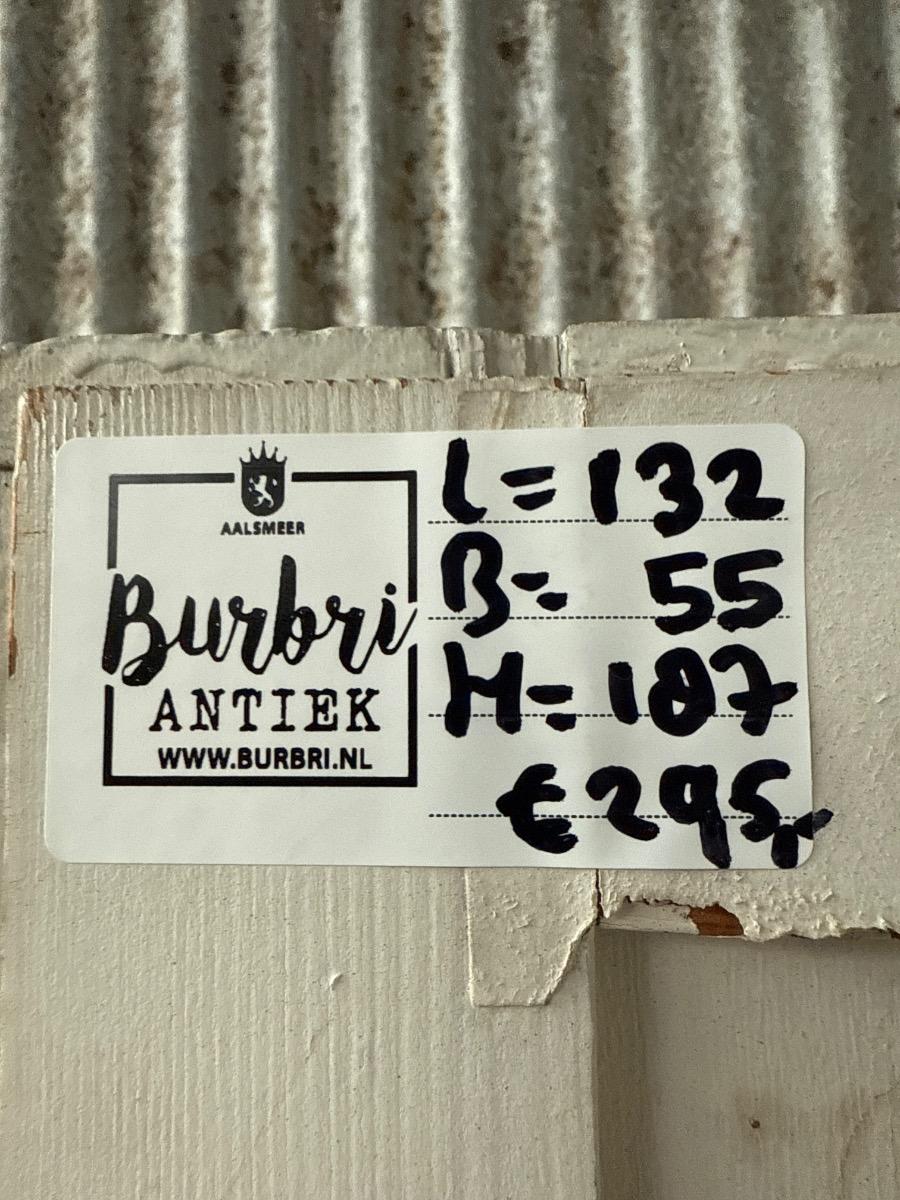 4-doors Wood cabinet