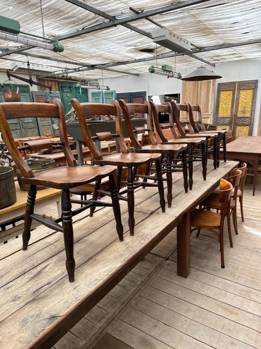 6 Antique Antique chairs