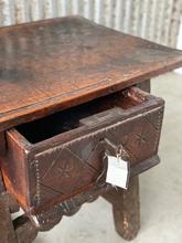 Antieke tafel Antiek stijl in hout, 200 jaar oud