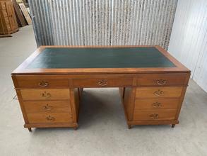 Antiek bureau Antiek stijl in Hout,