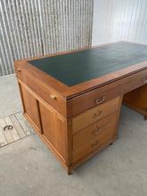 Antiek bureau Antiek stijl in Hout,