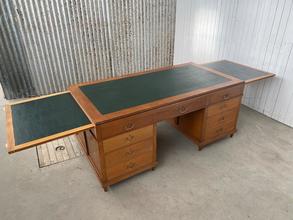 Antiek bureau Antiek stijl in Hout,