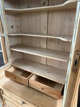 Kast Antiek stijl in grene en glas,