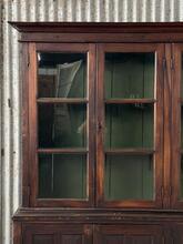 Kast Antiek stijl in Hout en glas,