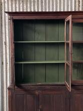 Kast Antiek stijl in Hout en glas,