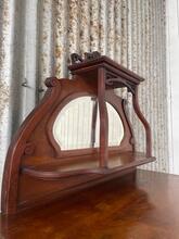 Kast Antiek stijl in Hout en glas ,