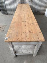 Tafel Antiek stijl in hout, Europa 20e eeuws