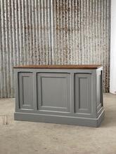 Antiek toonbank bureau  stijl in Hout ,