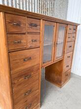 Winkelkast Antiek stijl in Hout en glas ,