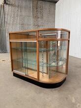 Winkelkast Antiek stijl in Hout en glas ,