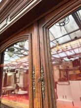 Winkelkast Antiek stijl in hout en glas, europa