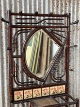Antieke kast met spiegel Antiek stijl in Hout,