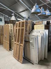 Antieke luiken Antiek stijl in hout,