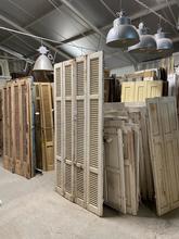 Antieke luiken Antiek stijl in hout,