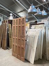 Antieke luiken Antiek stijl in hout,