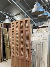 Antieke luiken Antiek stijl in hout,