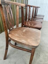Antieke stoelen Antiek stijl in hout,