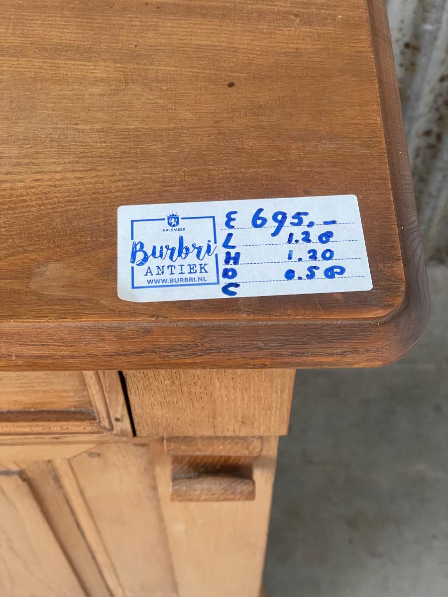 Antique 2 doors cabinet