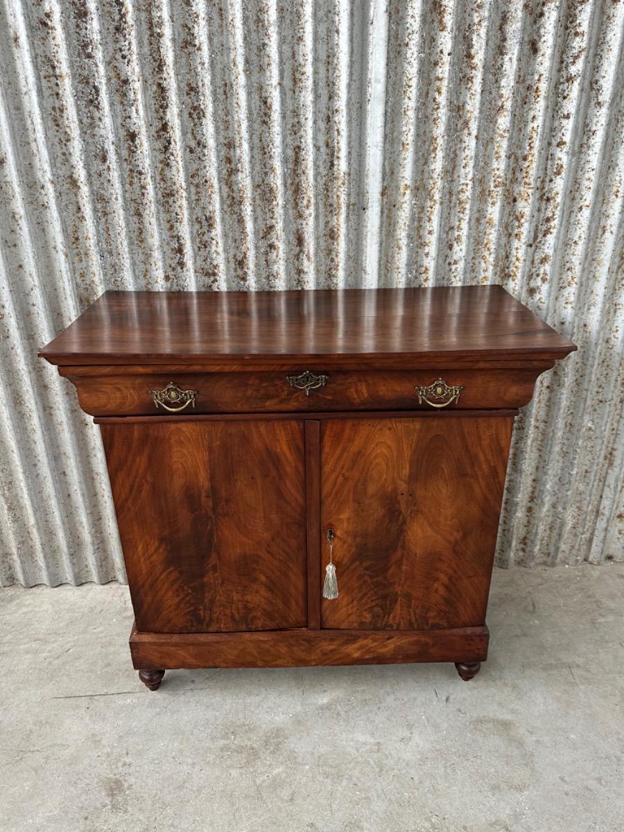 Antique Antique cabinet