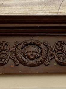 Antique style Antique decoration in Wood