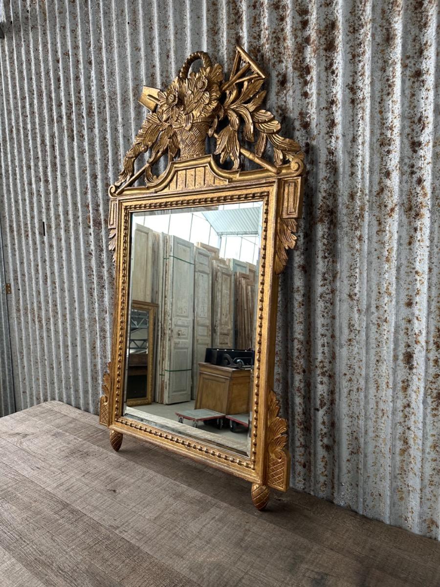 Antique Antique mirror