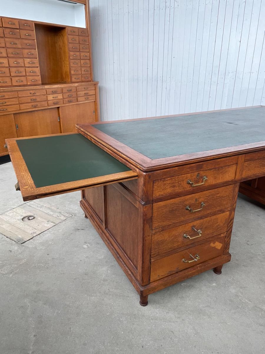 Antique Antique partnerdesk