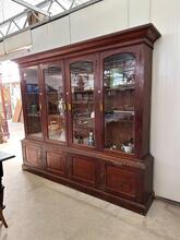 Antique style Antique shopcabinet in Wood and glass, Europe