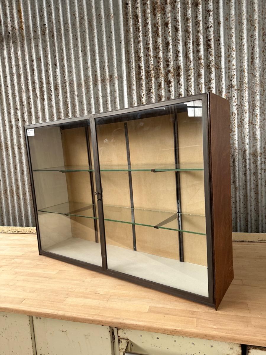 Antique Antique showcase