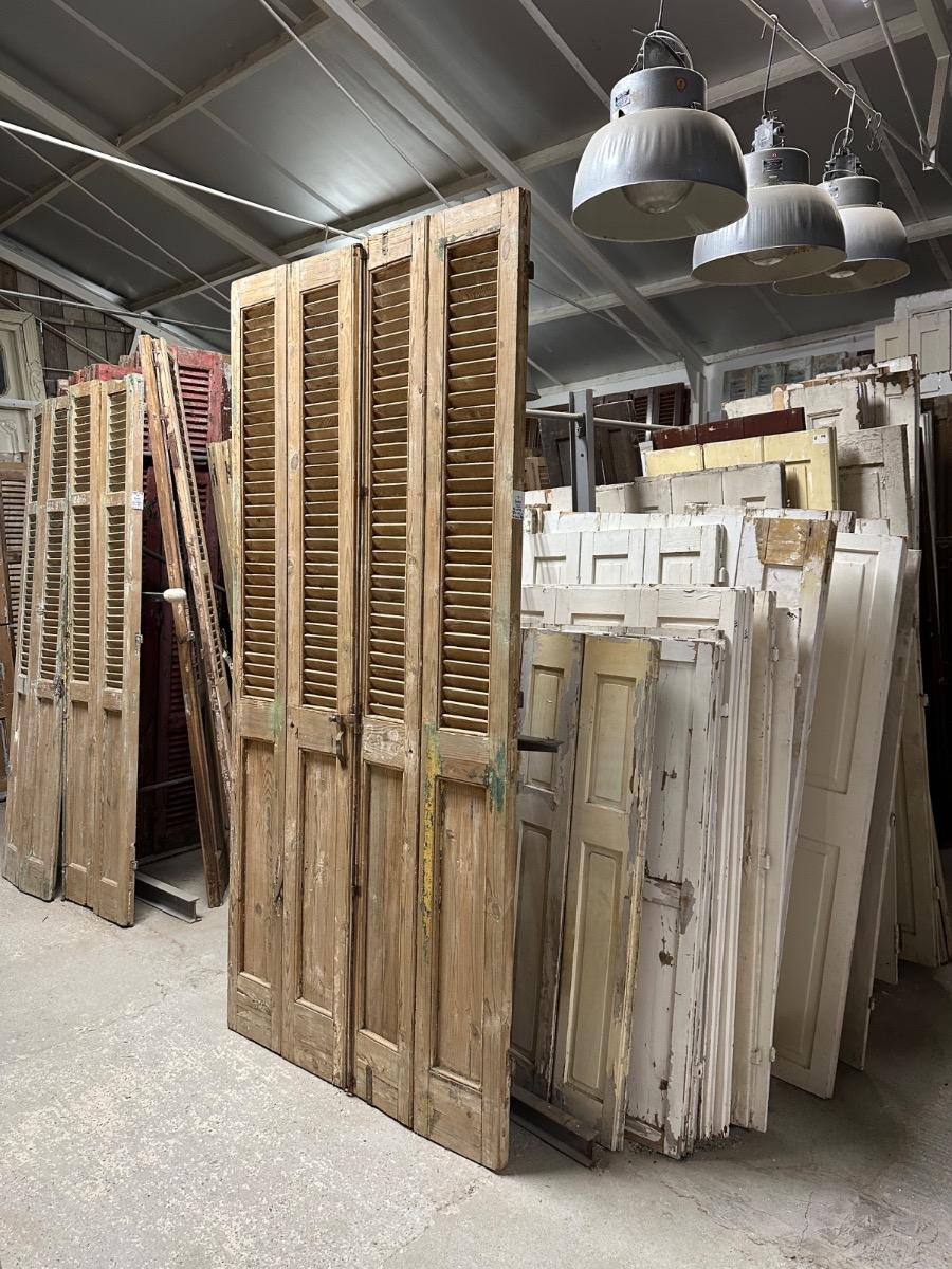 Antique Antique shutters