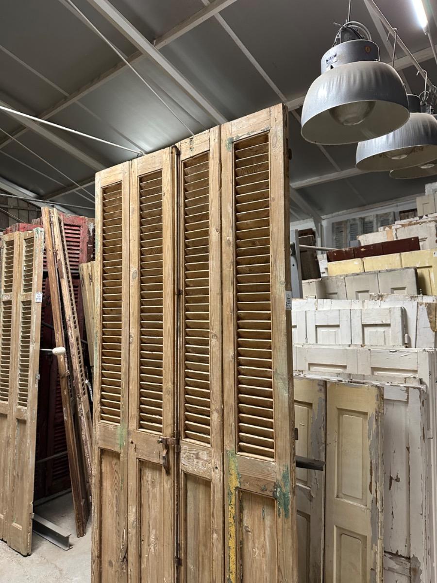Antique Antique shutters