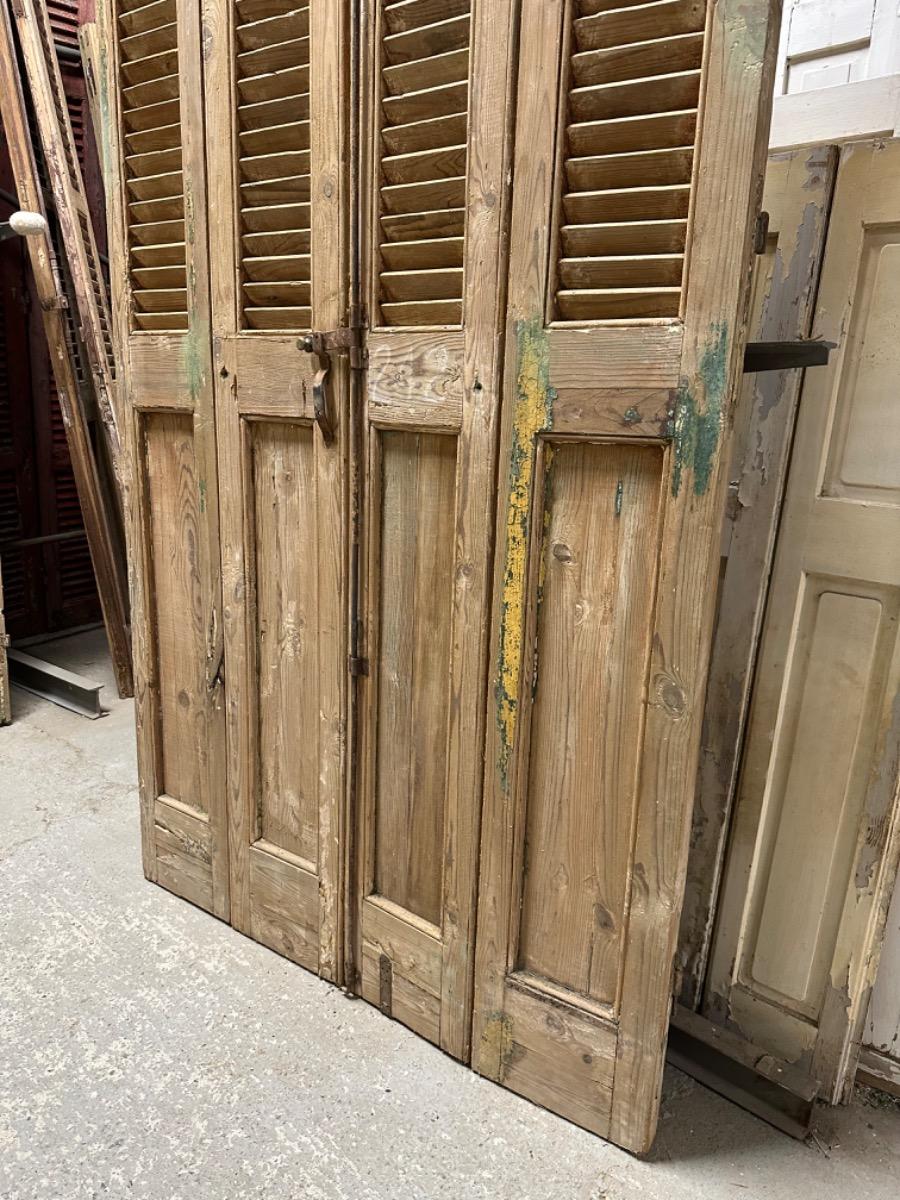 Antique Antique shutters