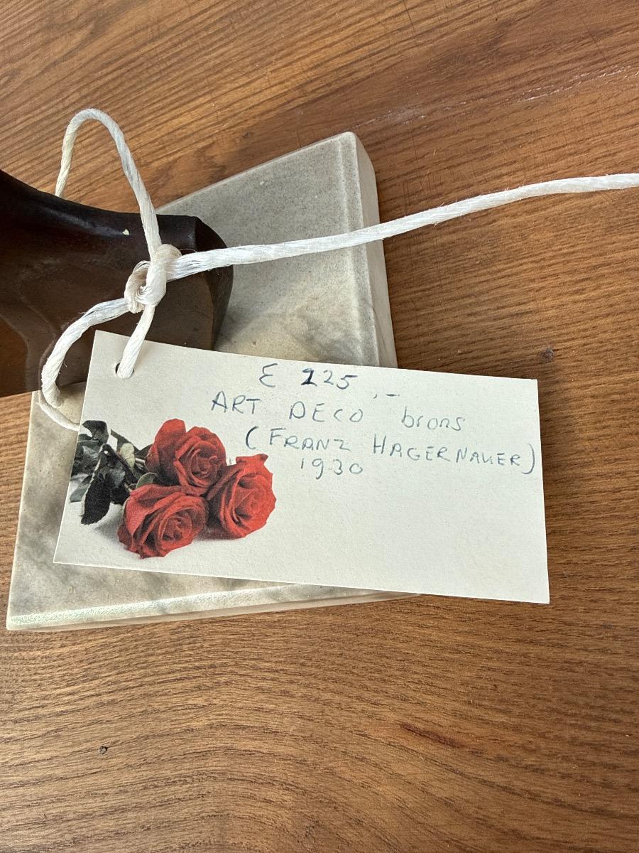 Antique Art deco brons woman