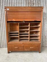 style Antique cabinet  in Wood