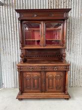 Antique style Antique cabinet in wood and glass