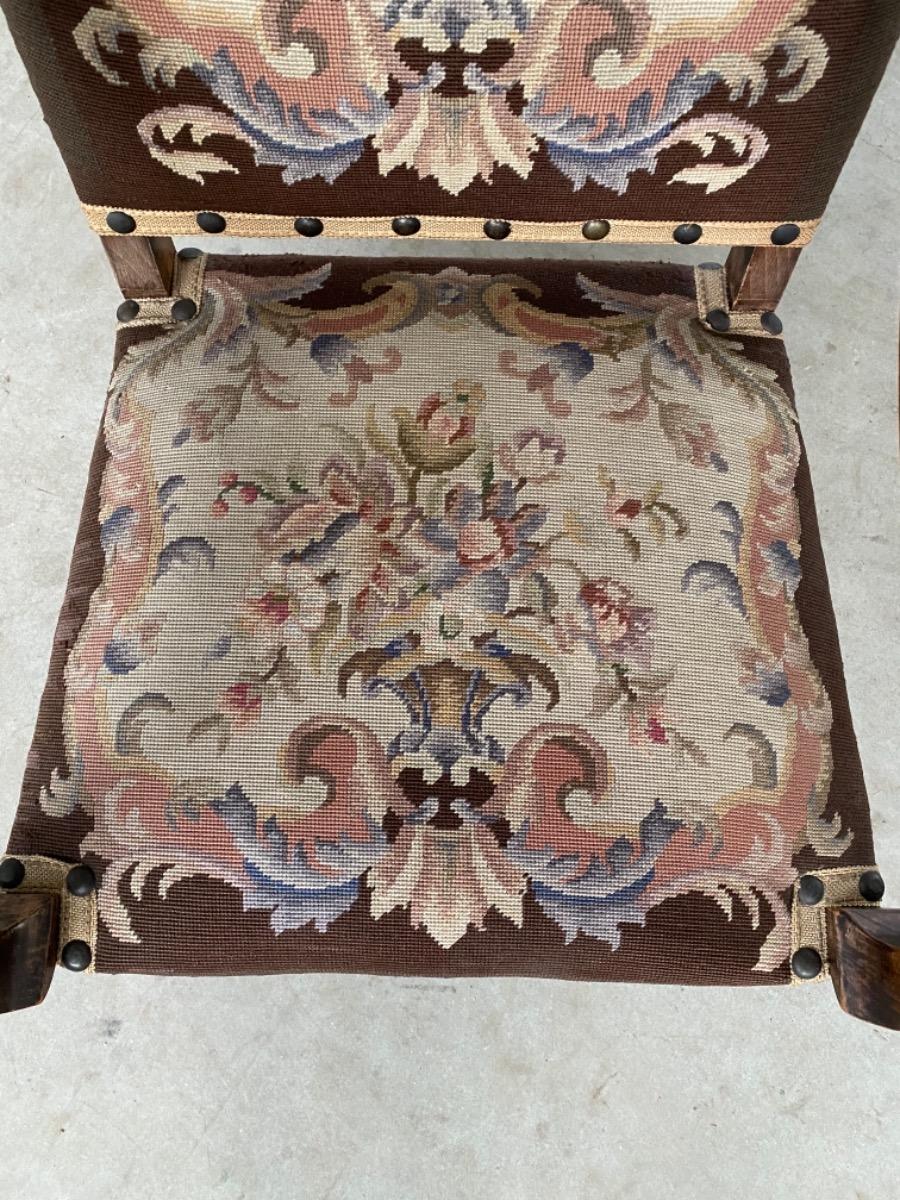  Antique chair